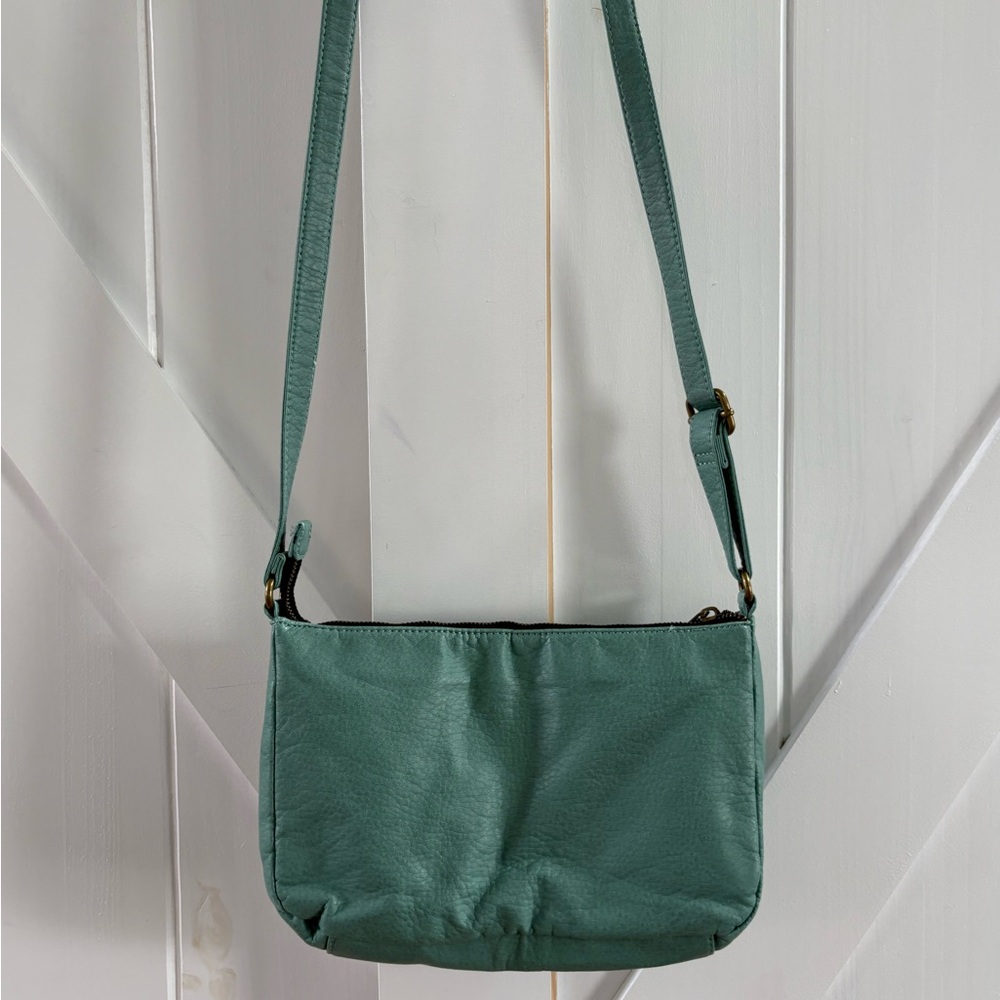 Arizona Jean Company Mint Faux Leather Crossbody Purse - Picture 4 of 5